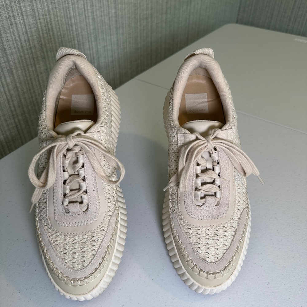 Dolce Vita Cream Textured Women's Sneakers